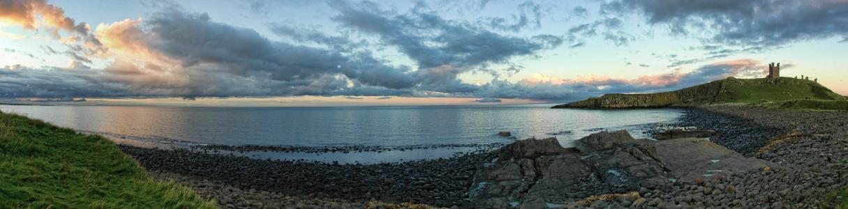 Name: Dunstanburgh Castle Camera make: NIKON CORPORATION Model: NIKON CORPORATION Software: Adobe Photoshop Lightroom 3.4.1